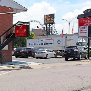 2* Motel The Falls Family
